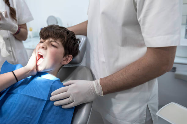 Best Urgent Tooth Repair  in Cobden, IL
